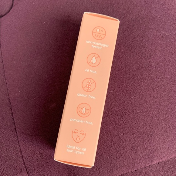 Colourpop Pretty Fresh Hyaluronic Concealer - Picture 2 of 5